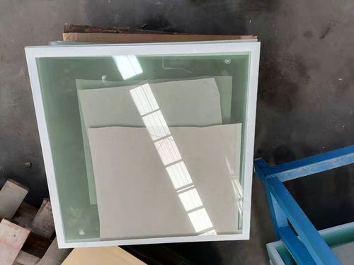 機房里為什么要安裝防靜電透明玻璃地板？