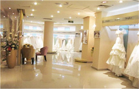 寧夏銀川婚紗影樓展柜服務(wù)指南 專(zhuān)業(yè)制造與攝影服務(wù)一體化